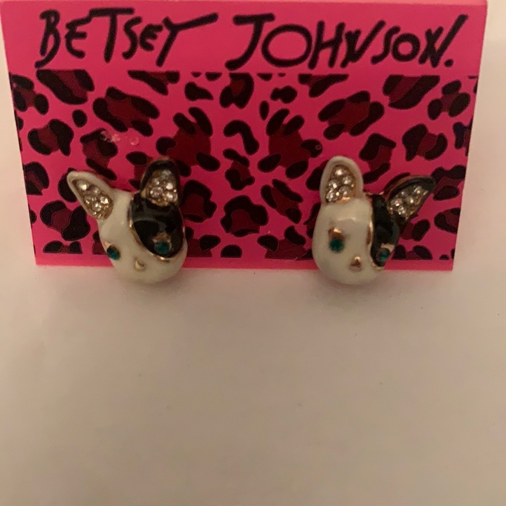 NWT Betsey Johnson BullDog Vintage Earrings cutie!